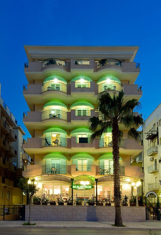 Beaurivage Lejlighedshotel San Benedetto del Tronto Eksteriør billede