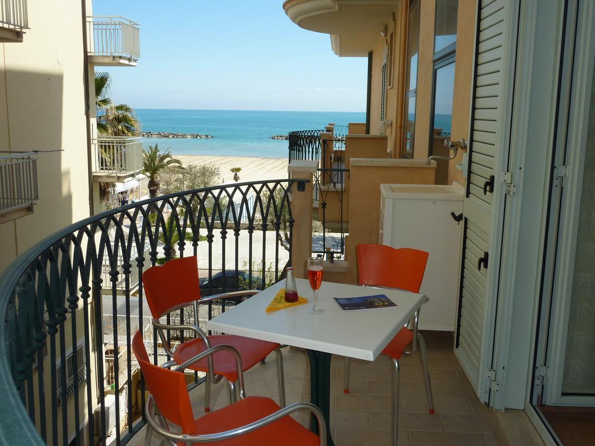 Beaurivage Lejlighedshotel San Benedetto del Tronto Eksteriør billede
